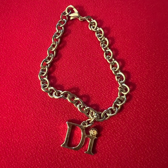 Vintage Di  Gold Tone Charm Bracelet -International - Picture 5 of 12